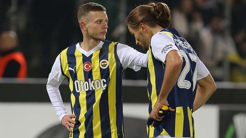 İsmail Kartal artık yeter! Hepsini sahadan sildi attı, Tadic yürüdü, Cengiz Ünder yatışta