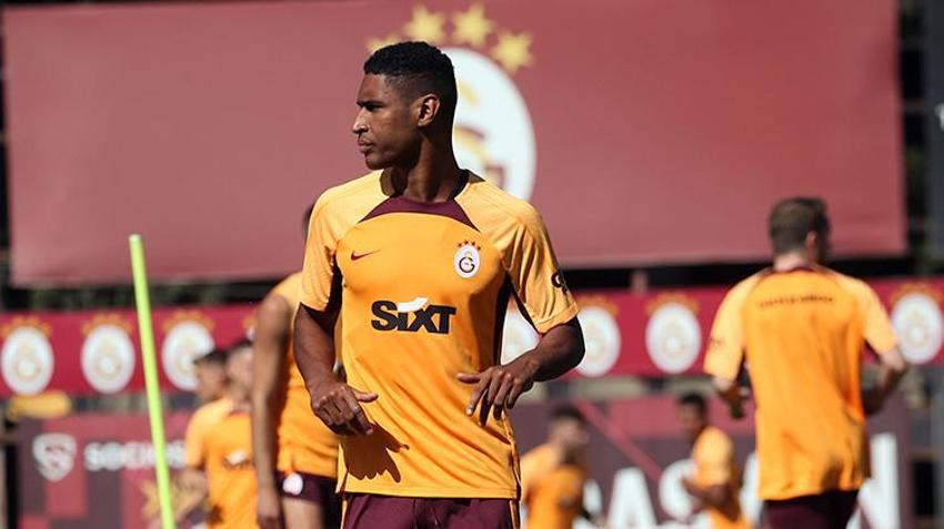 Galatasaray'da Nelsson derken Sacha Boey ayrılıyor! Yeni takımını açıkladılar