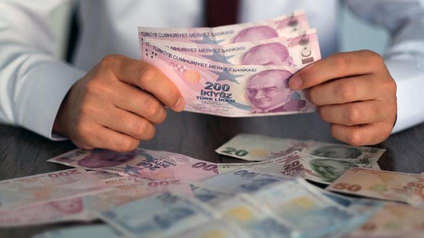 Emekliye yılbaşı ikramiyesi var mı, emekliye yılbaşı ikramiyesi ne zaman verilecek? Yılbaşında emekliye ikramiye verilecek mi?
