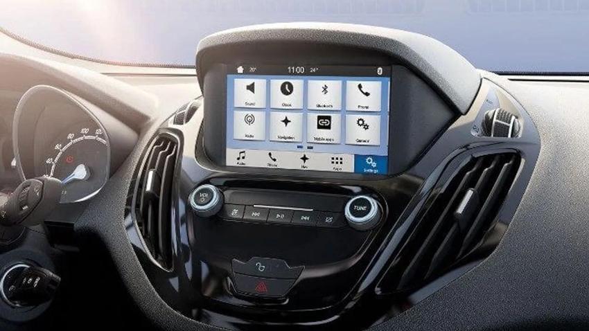 Doblocu eniştelere kötü haber! Ford Tourneo Courier fiyatları güncellendi!