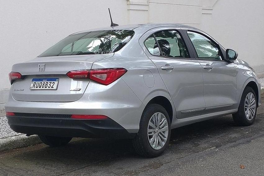 Ve Fiat Linea yeni kasayla dönüyor! 2024 fiyatıyla Linea satışa çıkıyor