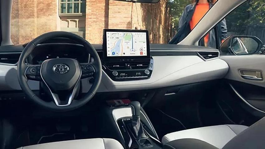 Toyota Corolla indirimin çılgınlığını 2023'ün sonunda yaptı! Bu fiyatı kimse beklemiyordu