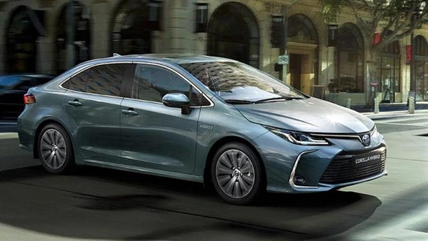 Toyota Corolla indirimin çılgınlığını 2023'ün sonunda yaptı! Bu fiyatı kimse beklemiyordu
