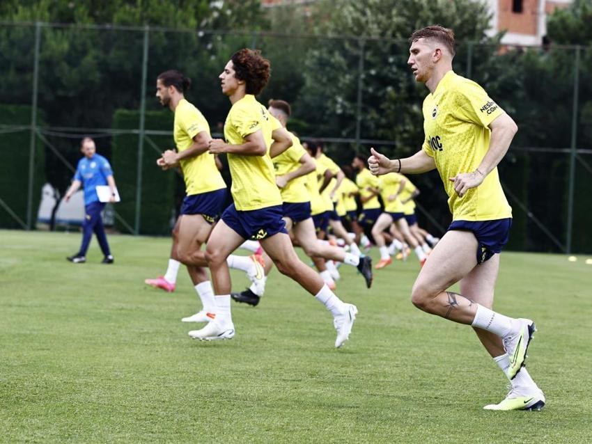 Fenerbahçe'de 3 ayrılık! Murat Sancak Selahattin Baki'den istedi, 2 yıldız Adana Demirspor'a