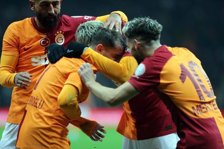 Galatasaray evinde rekora gidiyor! Adana Demirspor karşısında 3 puan 3 golle geldi