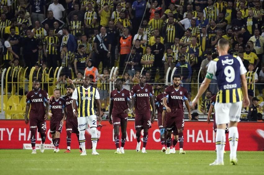 Fenerbahçe'de derbi öncesi deprem! Kadrodan çıkardı, ilk 11 belli oldu