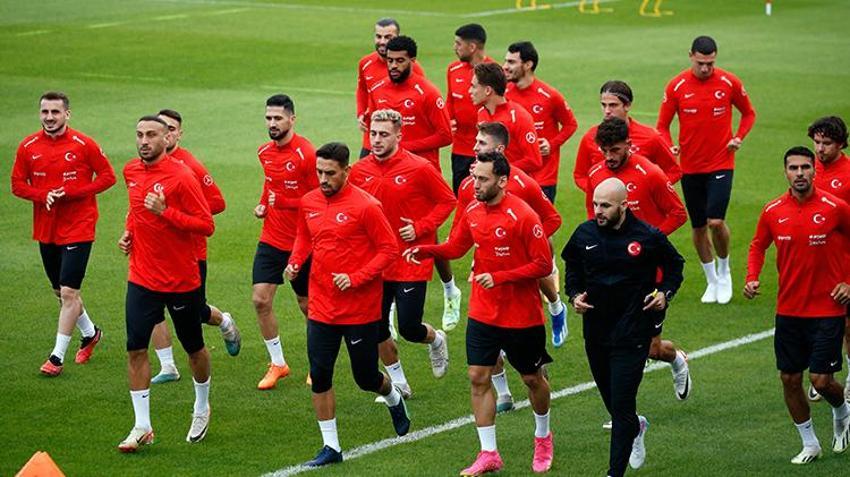 Fenerbahçe'ye bir kötü haber daha! Ali Koç istiyordu, Çağlar Söyüncü'den transfer kararı