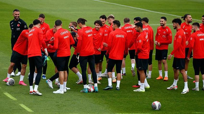 Fenerbahçe'ye bir kötü haber daha! Ali Koç istiyordu, Çağlar Söyüncü'den transfer kararı