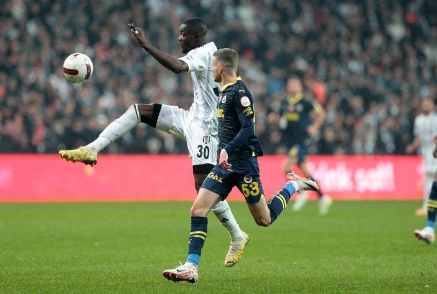 Fenerbahçe derbide Beşiktaş karşısında 3 puanı 3 golle aldı