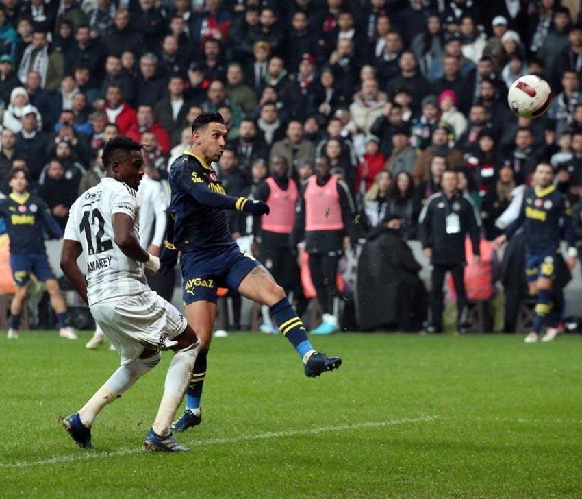 Fenerbahçe derbide Beşiktaş karşısında 3 puanı 3 golle aldı