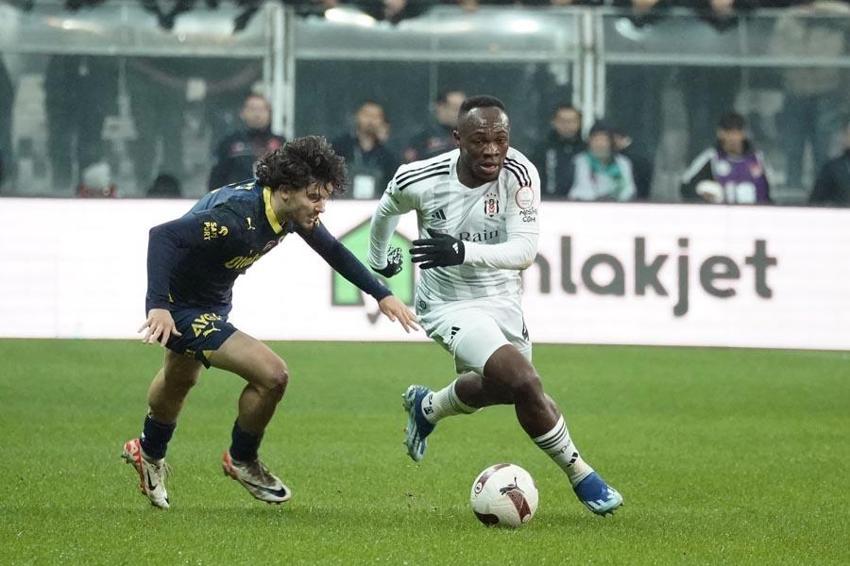 Fenerbahçe derbide Beşiktaş karşısında 3 puanı 3 golle aldı