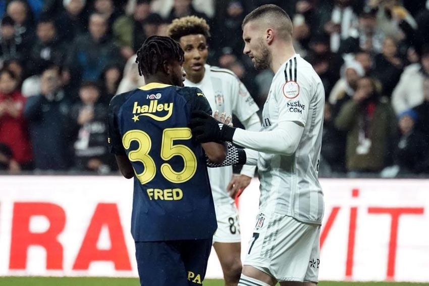 Fenerbahçe derbide Beşiktaş karşısında 3 puanı 3 golle aldı