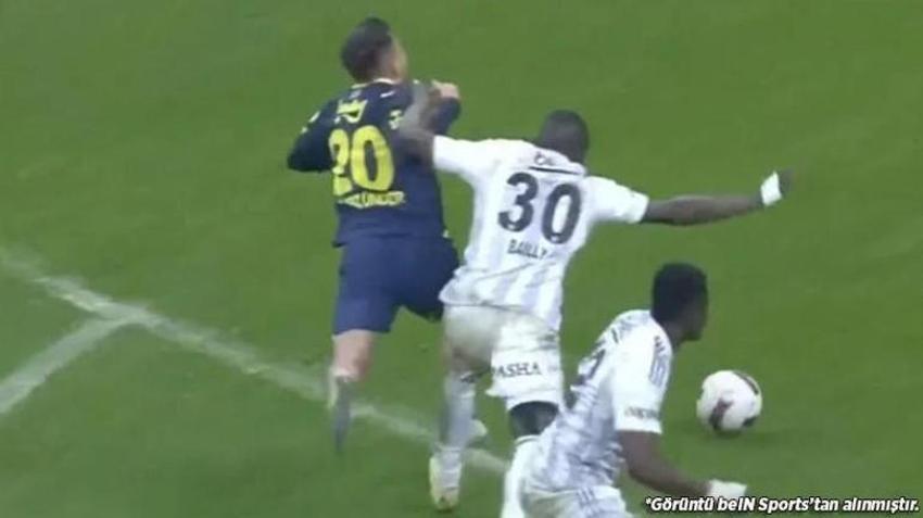 Beşiktaş - Fenerbahçe derbisi sonrası eski hakem, Atilla Karaoğlan'a patladı! 'Ortalık karışırdı'
