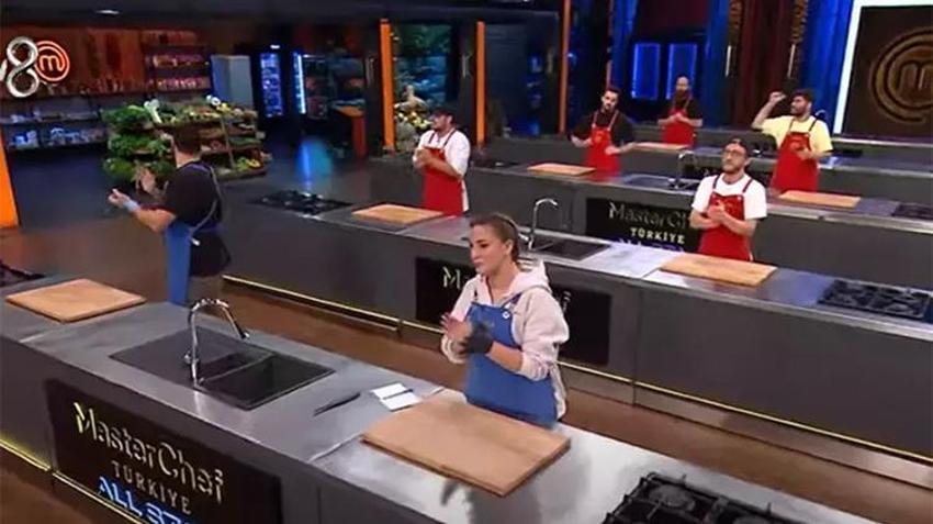 Masterchef All Star'da eleme gecesi! Şefler bile veda eden isme şaşırdı