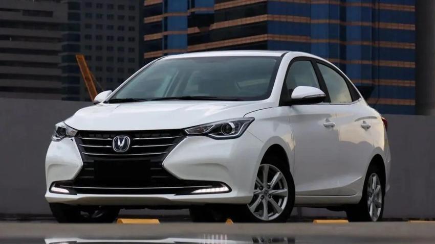 Bu otomobil Fiat Egea ayarında ancak fiyatı inanılmaz: 520 bin TL'ye Türkiye'de satılıyor!