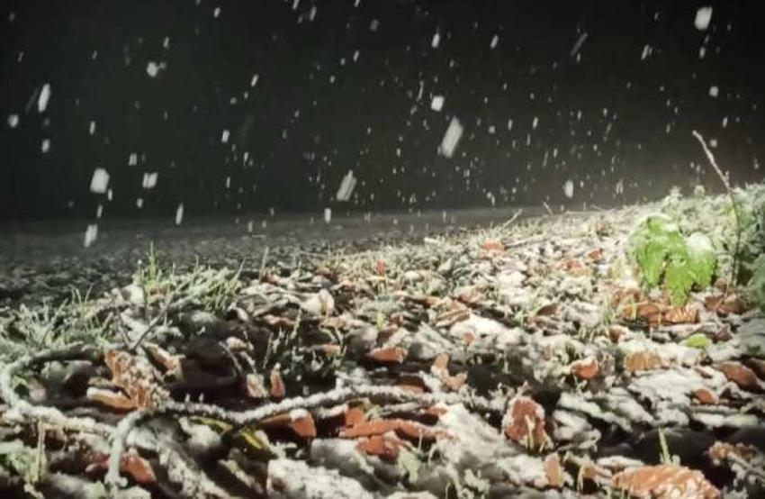 Hafta sonu lapa lapa kar geliyor, okullar aniden tatil edilebilir: Meteoroloji yılbaşından önce yoğun kar yağışı uyarısını yaptı!