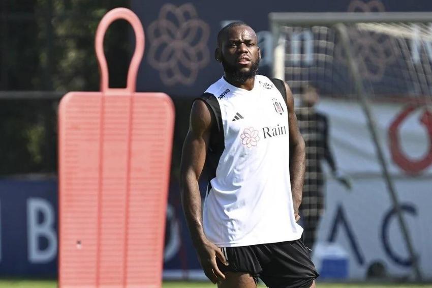 Beşiktaş'ta 5 yabancı gitti, dünyaca ünlü iki yıldız İstanbul'a geldi: Hasan Arat iki çileği getiriyor!