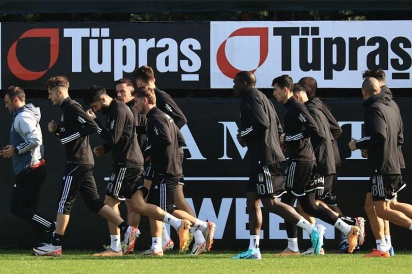 Beşiktaş'ta 5 yabancı gitti, dünyaca ünlü iki yıldız İstanbul'a geldi: Hasan Arat iki çileği getiriyor!