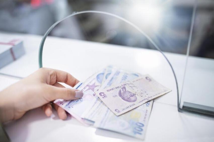 SSK, Bağ-Kur, Emekli Sandığı mensubu çalışan tüm emeklilere 5 bin lira ikramiye! Ödeme takvimi ve oranlar belli oldu 