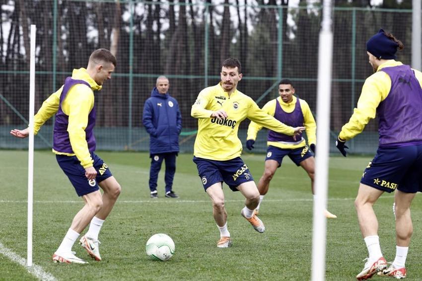 6-1'i hatırlatıp kötü haberi verdi! İsmail Kartal canlı yayında duyurdu: Hala devam ediyor