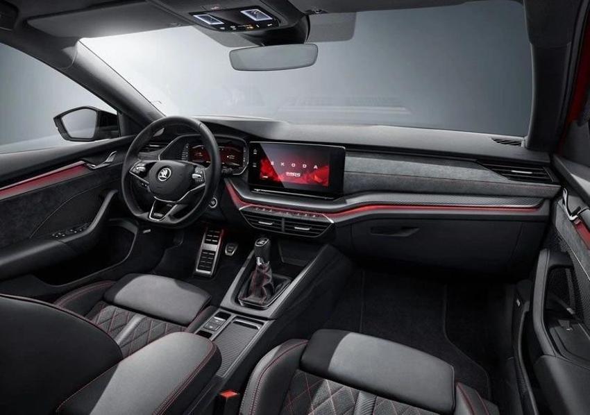 Skoda Octavia 2023 fiyatını yeni yıla taşıdı: Bayide pazarlığı bile var!