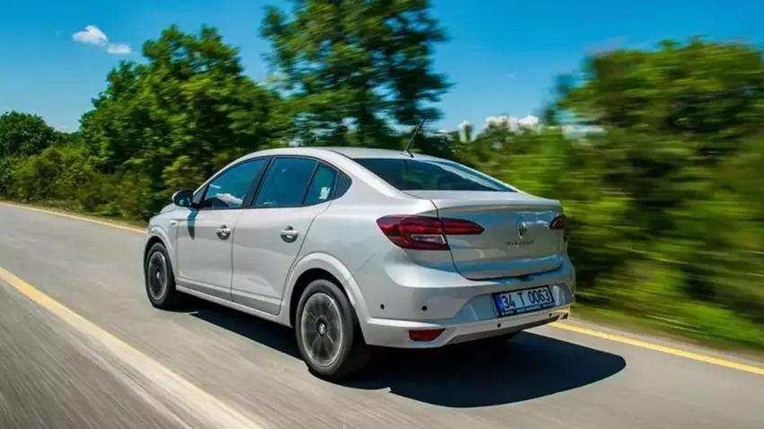 Renault bu modelde 2023 sürprizini sona sakladı: 838 bin TL'ye yeni yılda ayağınız yerden kesiliyor!