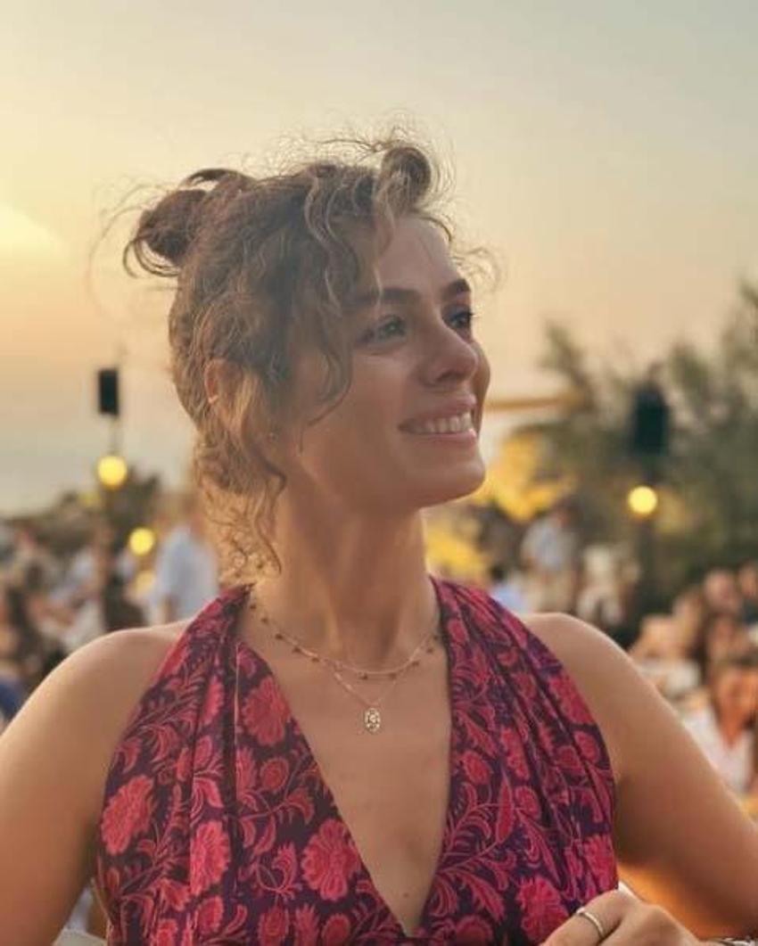 'Herkesi yüzüstü bıraktı' denildi! Özge Özpirinçci iddialara cevap verdi
