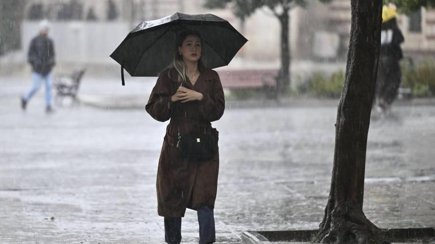 Meteoroloji kodu değiştirdi: Ani sıcaklık düşüşü kar yağışı getiriyor! Sağanak hafta sonunda esir alıyor
