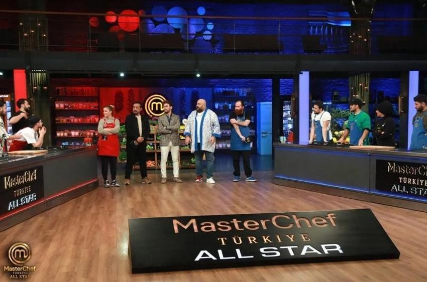 Sergen bağırdı, Esra ağzının payını verdi: MasterChef All Star'da görülmemiş gerginlik!