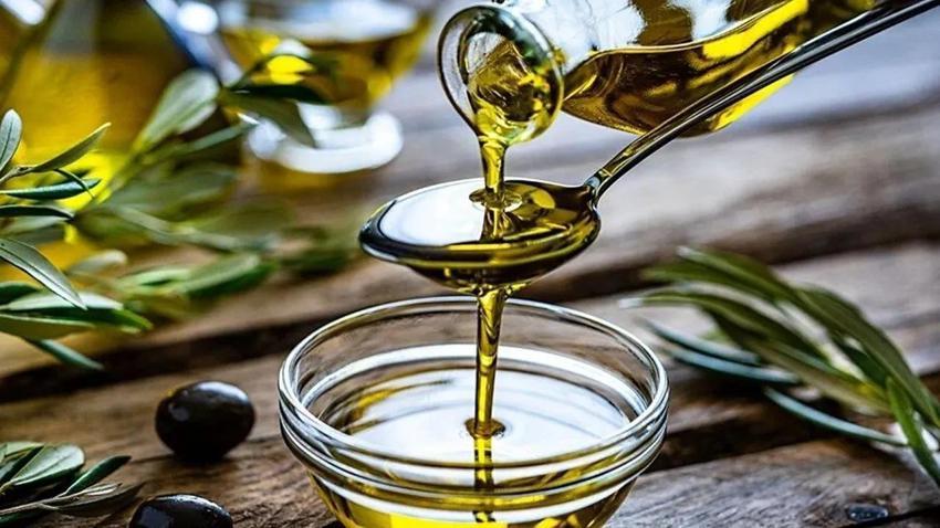Zeytinin acılığından eser kalmıyor: Sadece iki malzemeyle yapılan mutfak sırrını çoğu kişi bilmiyor!