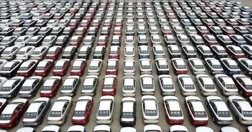 Otomobil almak isteyene 200 bin TL'nin altında 10 araç listeledik! 2024 öncesi bu fiyatlar inanılır gibi değil