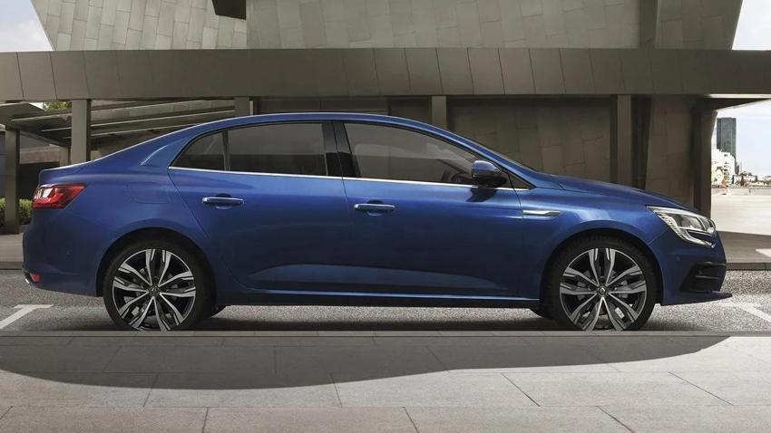 2023'ün son sürprizini yaptı! Renault Megane Sedan fiyatlarını kimse böyle beklemiyordu!
