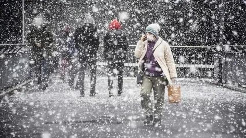 Havada kar kokusu var! Hafta sonu tatili Cuma'dan başlayabilir! Meteoroloji ilan etti: İstanbul kar yağışıyla tanışıyor!