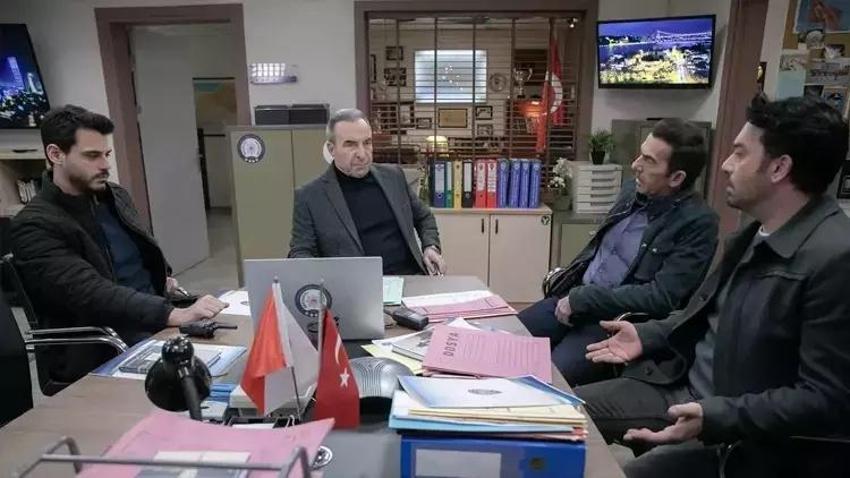 Arka Sokaklar bugün neden var? Arka Sokaklar Pazartesi'ye mi alındı, gün mü değişti? Kanal D yayın akışı...