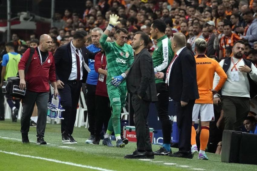 Galatasaray yeni Sneijder'ini buldu! Erden Timur dünya yıldızını getiriyor