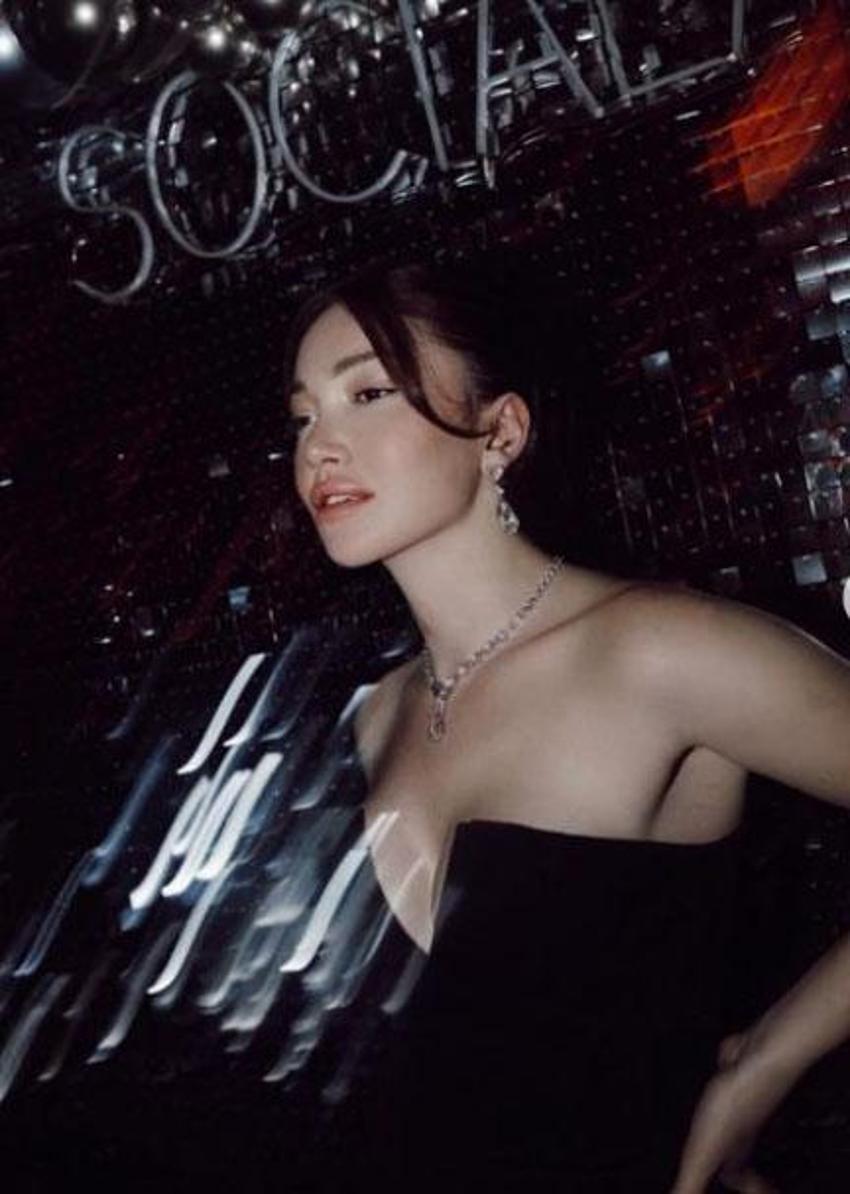 Danla Bilic ile Çakal’ın paylaşımı güldürdü! 'Şöyle rezil olmalı aşk lazım herkese'