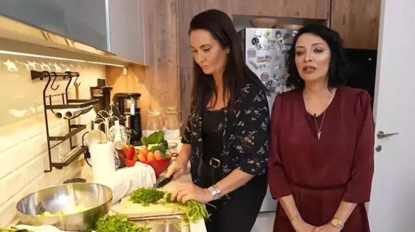 Ünlü oyuncu üç katlı villasının kapılarını açtı! 'Misafirler gittikten sonra evimi sirkeli suyla siliyorum'