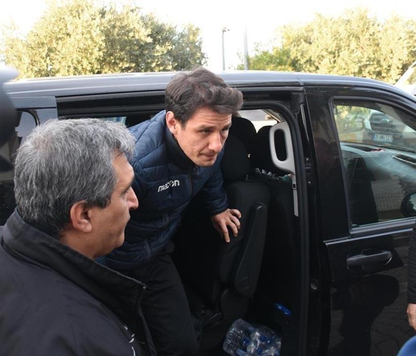 Halil Umut Meler saldırı öncesi ve sonrasını anlatarak 2018 yılını işaret etti: Emre Belözoğlu planladı ve provoke etti