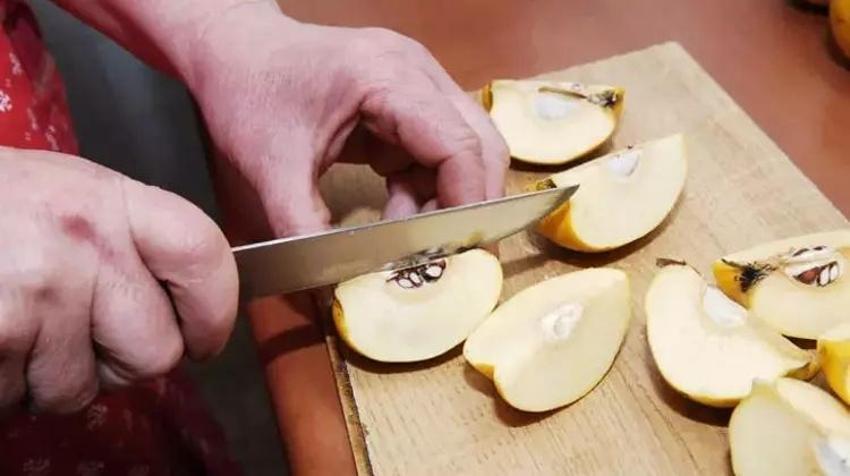 Yerken üzerine bir de limon sıkın: Kışın yiyeni ne grip yakalıyor, ne boğaz ağrısı!