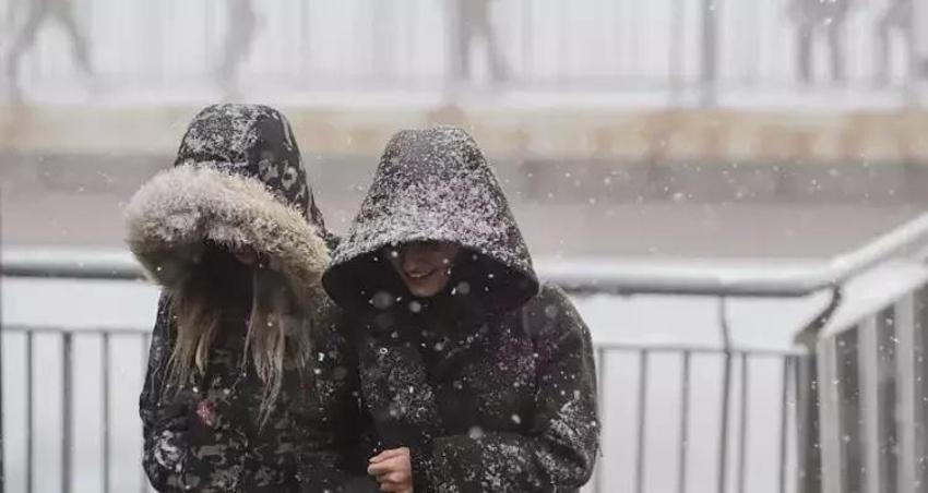 Perşembeden Pazara kar geliyor: Okullar yılbaşından önce tatile girebilir! Meteoroloji: Yüklü miktarda kar yağışı var!