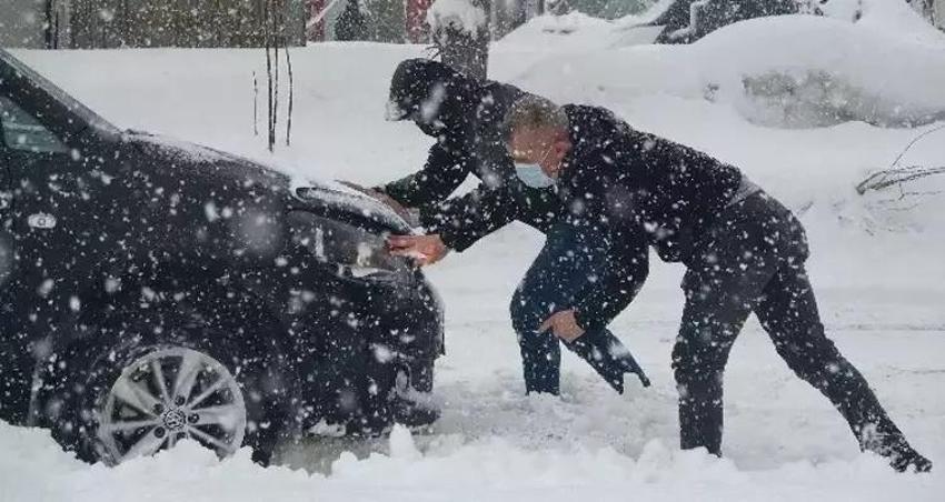 Perşembeden Pazara kar geliyor: Okullar yılbaşından önce tatile girebilir! Meteoroloji: Yüklü miktarda kar yağışı var!