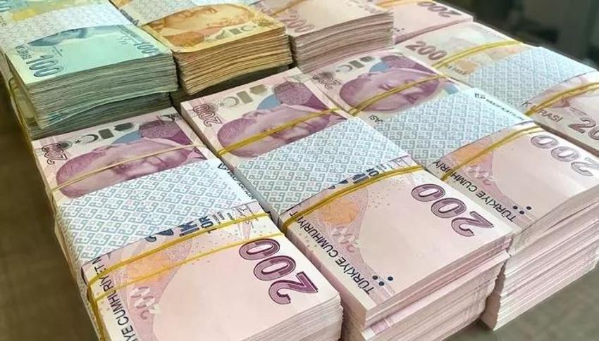 Merkez faizi 2,5 artırdı, 100 TL'si olan bankalara koşuyor! Mevduat faizlerinde bankalar ne veriyor?