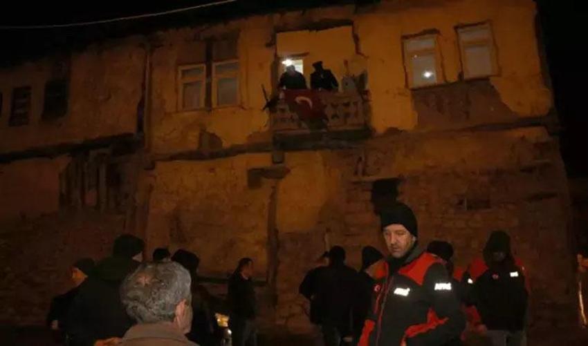 Şehitlerimizin mekanı cennet olsun | Şehitlerin isimleri ve memleketleri ile kimlikleri belli oldu! 6 şehit nereli? Şehit olan askerlerin isimleri ve memleketleri