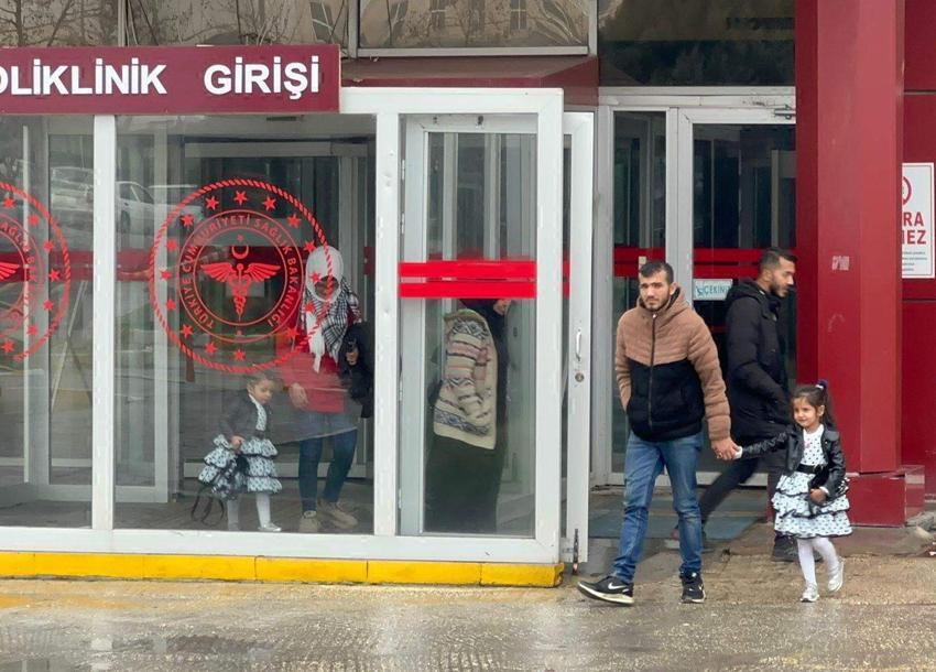 Birden fazla virüs vuruyor! Tehlikeyi açıkladı, hasta sayısı iki katına çıktı