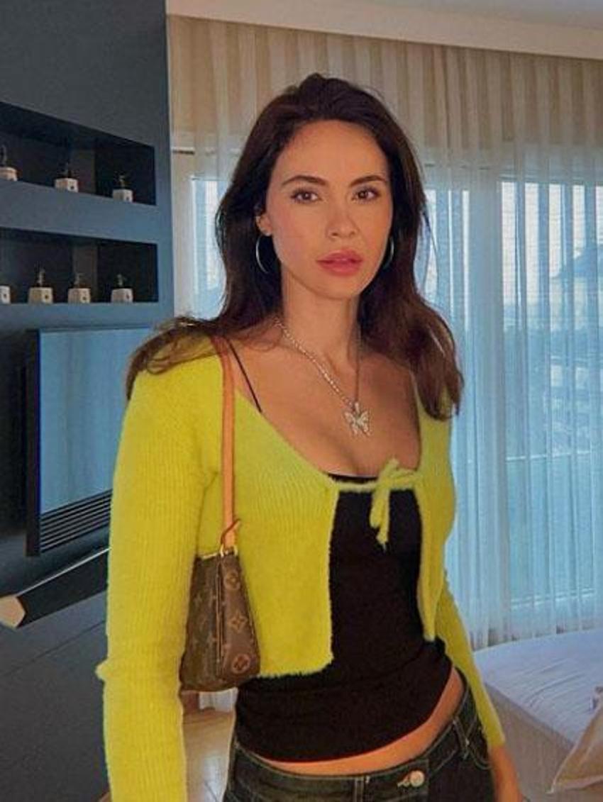 Zeynep Demirel yıllar sonra ‘şişe kırma’ olayına açıklık getirdi!