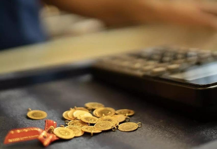 Altın fiyatlarında yeni rekorun ilk adımı bu hafta geliyor! Uzmanı açıkladı: Gram altın seçim öncesi 2250 TL'yi görebilir!