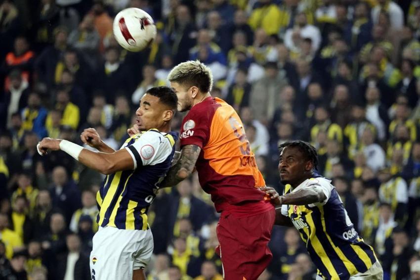 Fenerbahçe-Galatasaray derbisi beklentileri karşılamadı! Gol değil faul rekoru kırıldı