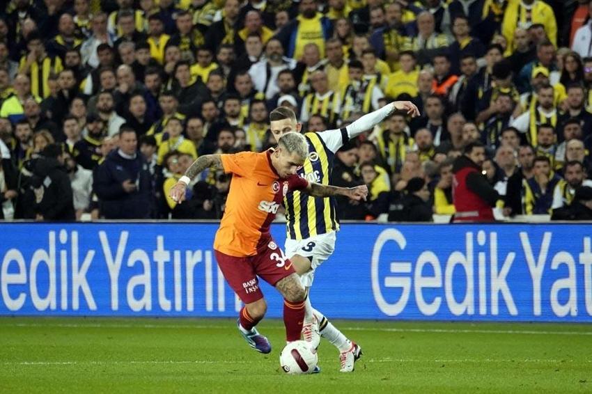 Penaltı ve kırmızı kart tartışmaları Fenerbahçe-Galatasaray derbisine damga vurdu! İşte derbideki tartışmalı pozisyonlar...