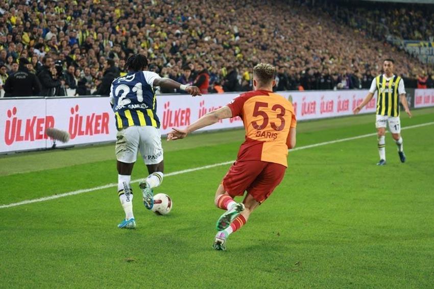 Penaltı ve kırmızı kart tartışmaları Fenerbahçe-Galatasaray derbisine damga vurdu! İşte derbideki tartışmalı pozisyonlar...