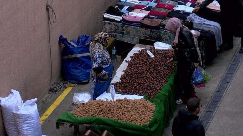 İstanbul pazarlarında kestane alarmı! Ucuz fiyatlı Çin kestanesi ile yerli kestane nasıl ayırt edilir? İşte aradaki fark...